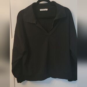 Black Women's Collared Pullover Sweater